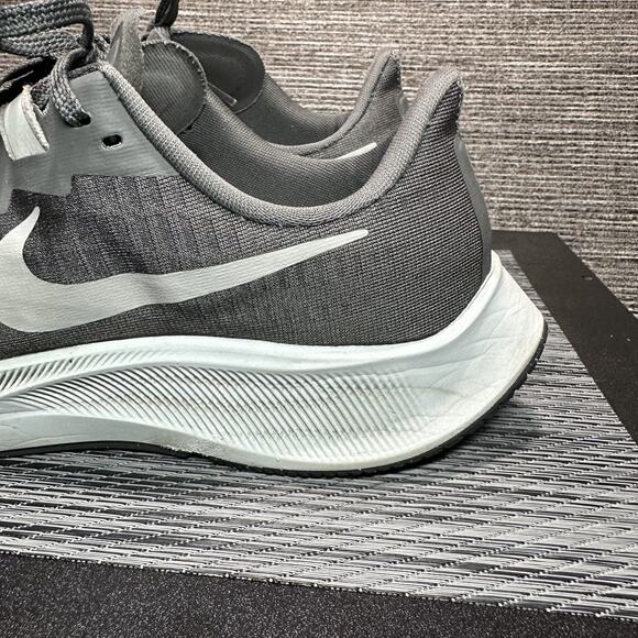Nike Air Zoom Pegasus 37 Gray Running Shoes Sneakers BQ9646-009 - Men\'s 11.5 main image 9